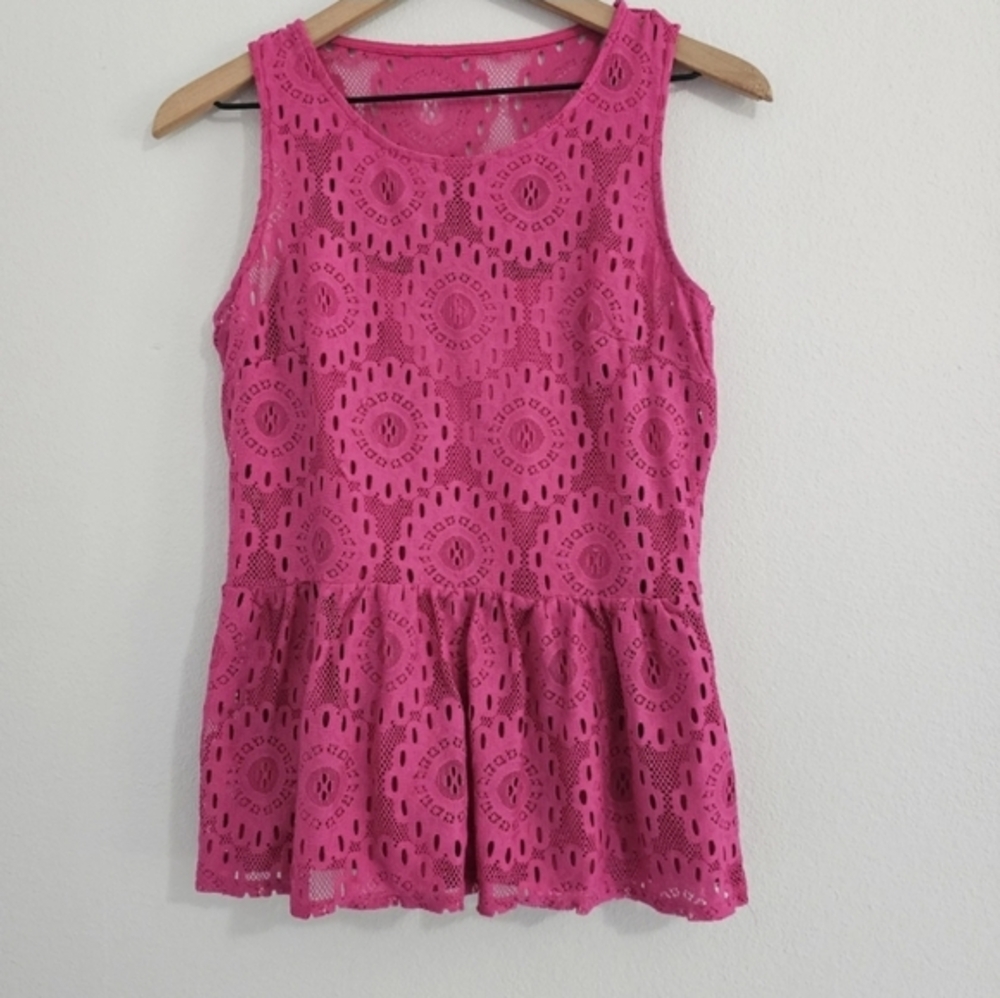 Laundry By Shelli Segal • Pink Peplum Top